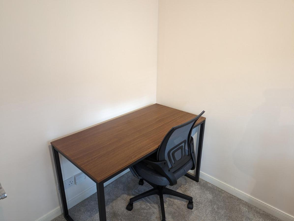 Great Location, Large 1 Bed Flat With Parking Apartment Броути Фери Екстериор снимка